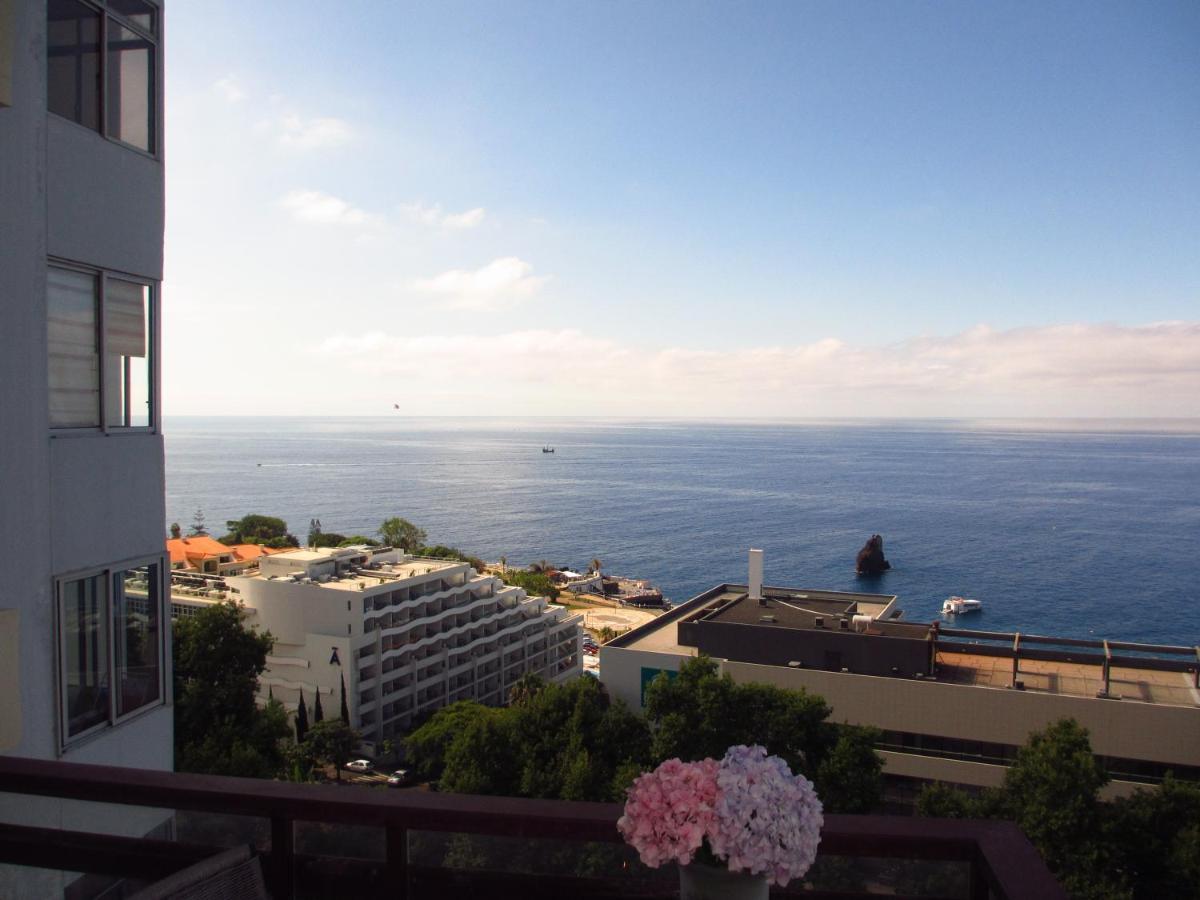 Tranquil Ocean View Apartment Funchal  Bagian luar foto